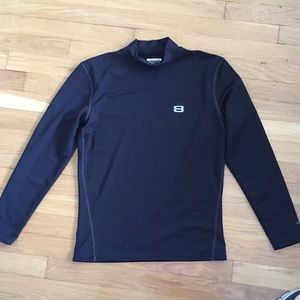 🖍 Layer 8 performance shirt